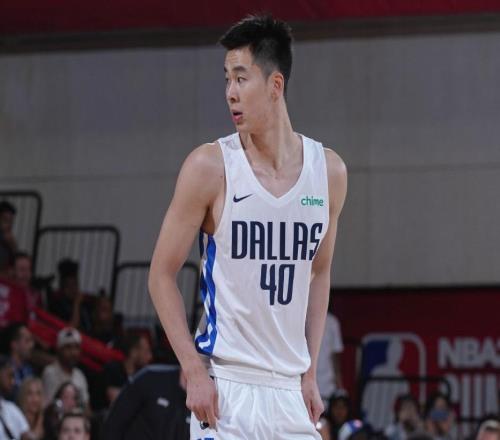 郭昊文：今夏拒绝了活塞的ex10合同，打G联赛对现阶段的我没意义