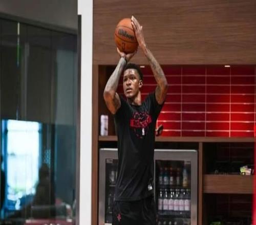 合拿46分22篮板，火箭队3锋线保住下限杜兰特三分12中2单打低效