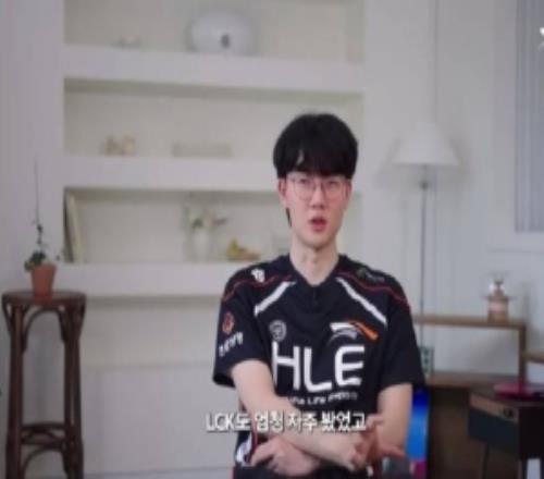 Viper：刚进职业觉得很多人帅气同位置的Uzi是我最想成为的样子