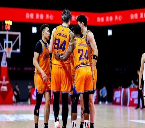 上海久事男篮全胜战绩晋级CBA俱乐部杯决赛