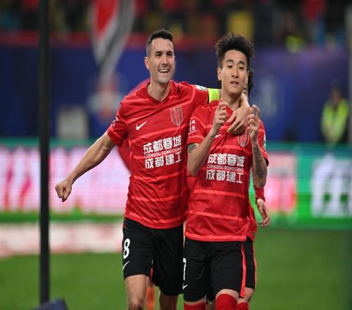 媒体人：云南玉昆正在接触徐正源、周定洋，能否成行9月确定