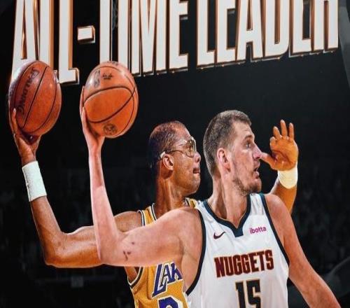 最会传球的巨人！约基奇超天勾加冕中锋历史助攻王