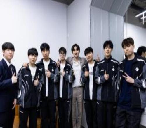 爆料人：iG目前阵容呼吸哥或韩国上单中单Rookie或LDL青训中单Daeny不会留