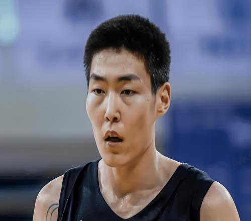 28投27中，一个人狂轰101分！前CBA首轮秀阿泽制霸蒙BA赛场