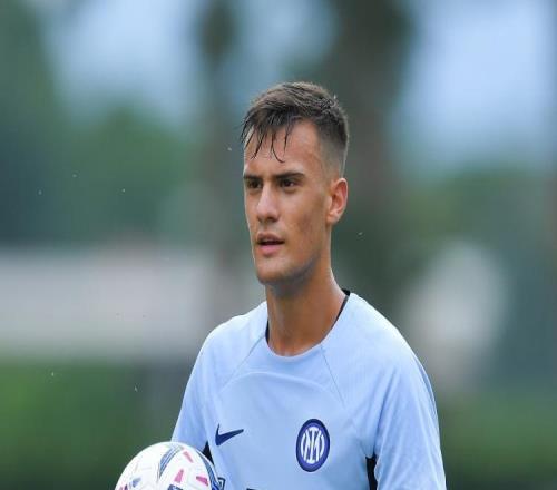 20岁新星闪耀比甲：德甲双雄皇马想要抢他，国米会行使回购权么