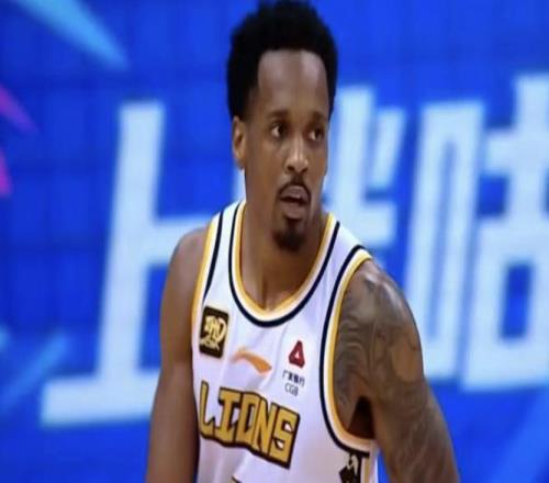 布朗23分广厦战胜北汽，孙铭徽22分完全有资格入选国家队