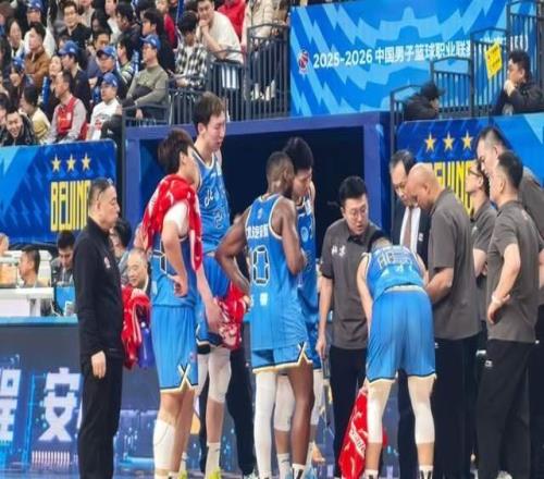 卫冕冠军掀翻领头羊！看媒体老师怎么说，苏群很直接，贾磊戳心了