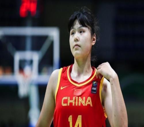 逆流而上！中国女篮组张子宇+刘禹彤重型双塔宫鲁鸣还没吸取教训