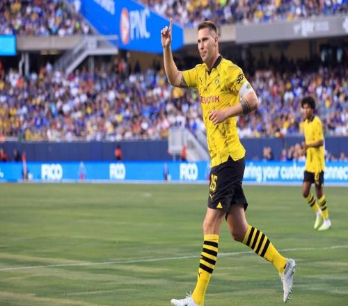 体图：聚勒将在明夏离开多特，队友们也认为他将离队