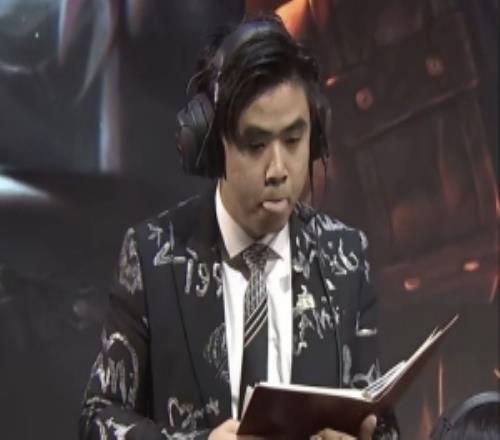 暴力自媒体盘点朱开十大“小丑事件”：大满贯教练到无人问津