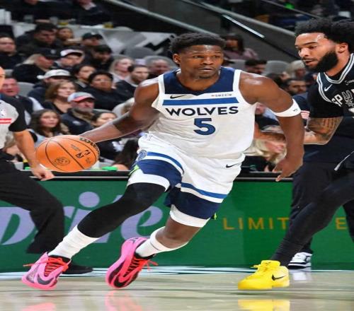 华子复出狂砍55分生涯新高！森林狼25分逆转未果负马刺，文班39+9