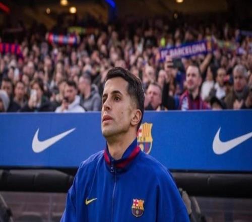 每体：巴斯托尼是巴萨左脚中卫首选德科想找另一个坎塞洛