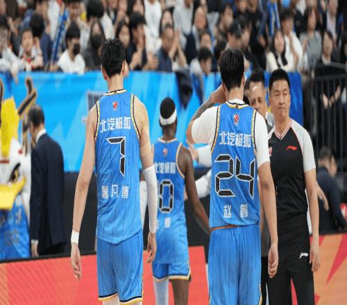 最后3分钟110！青岛2分险胜北京米奇31分段昂君8记三分