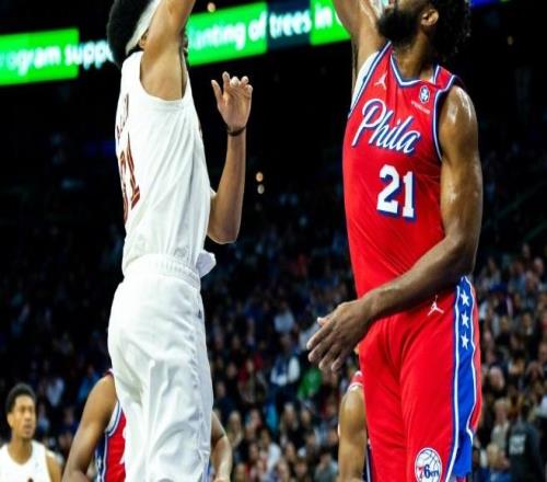 恩比德空砍33分米切尔13+9+12，奇兵暴走探花绝杀，骑士逆转76人