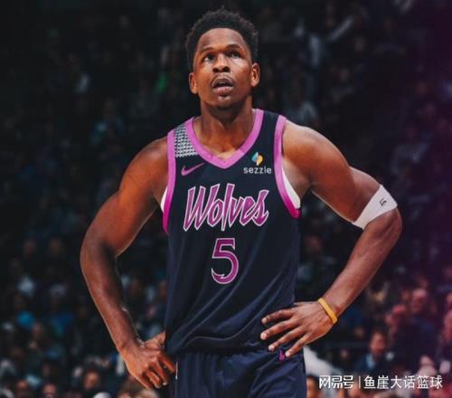 拒爆冷！华子40+6全队第二，克莱爆发太晚，戈贝尔22+17将被禁赛