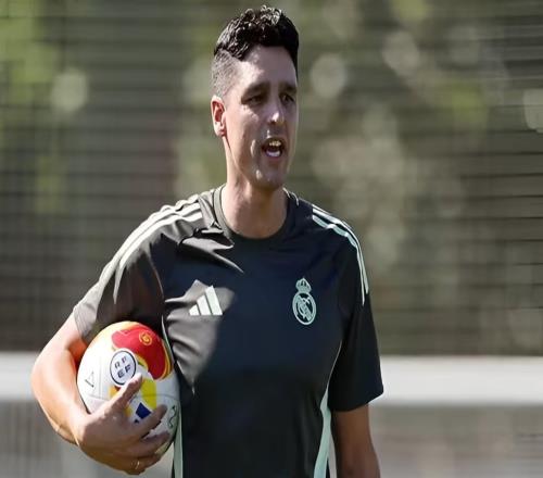 阿斯：洛佩斯大概率成为皇马卡斯蒂亚新帅，他深受年轻球员信任