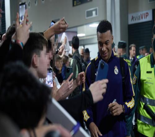 姆巴佩随队出征曼城！欧冠头号射手欲复出助阵，保守治疗见效