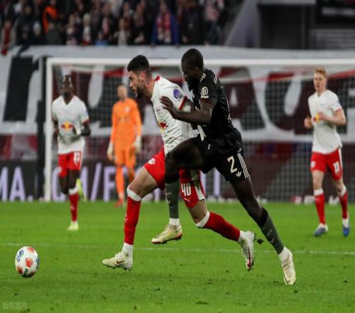 欧冠：拜仁状态火热，圣吉罗斯抢分无望拜仁慕尼黑VS圣吉罗斯