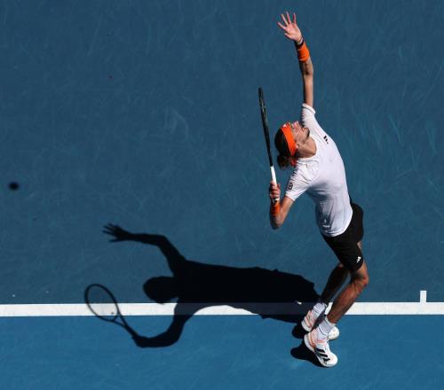 如何评说“软蛋”兹维列夫输给抽筋的阿卡穆拉托格鲁如是说