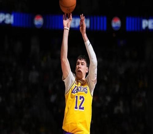 湖人阵中四大隐患！东契奇末节习惯性迷失，艾顿纯废，2将神经刀