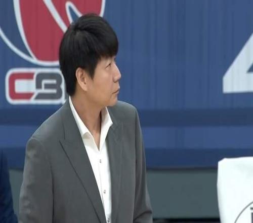 重返季后赛排名，山东男篮6连胜于德豪5记三分邱彪爱将轮番爆发