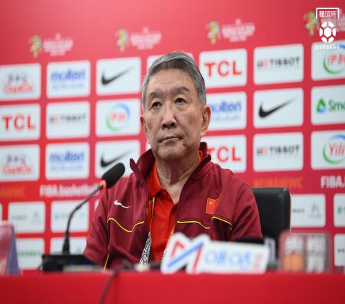 宫鲁鸣：张子宇是世界上独一无二的人才希望她提升移动速度