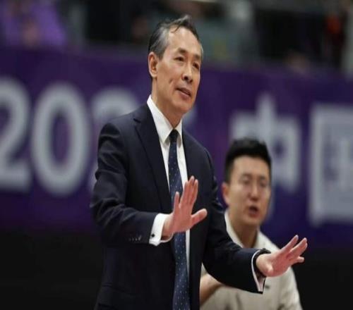 北京首钢拒绝爆冷！全力击败福建男篮，赵睿或缺席，央视直播