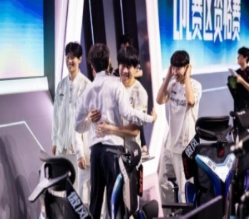 战胜JDG！IG赛后返图：投之亡地然后存，陷之死地然后生！