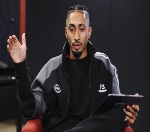 拉菲：贝尔萨完全沉浸在足球，他曾梦到一个战术让教练组测试