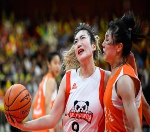 中国女篮再遭打击！两月内已有三队选择退赛：WCBA联赛塌房了