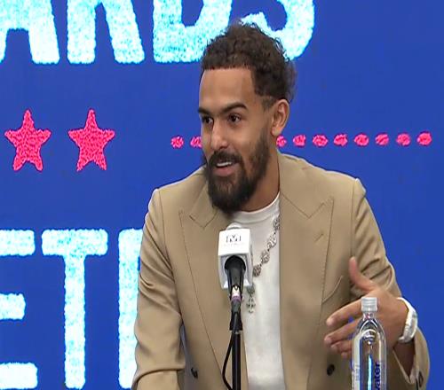 特雷杨亮相华盛顿！希望帮队友成全明星爆料奇才将退役沃尔球衣