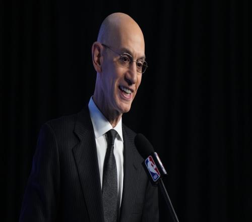 萧华：NBA老板们将在联盟完成调查前对快船保持观望态度