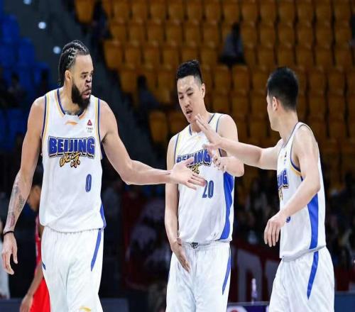 CBA最新排名：北京冲第4失败，辽宁坐9望6差距仅3场，7队争第12