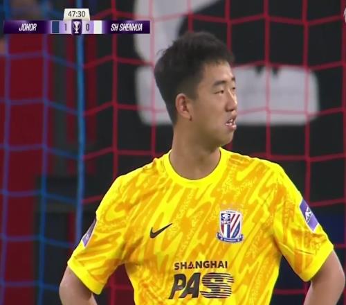 申花队13遭针对2球被吹无效+被判假摔，球迷：亚足联应严查