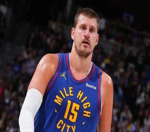 场均36+15+11！约基奇开启季后赛野兽模式