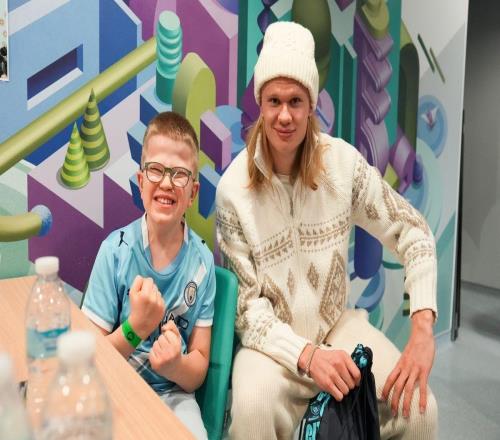 哈兰德：福登的表现令人难以置信作为曼城必须为奖杯而战