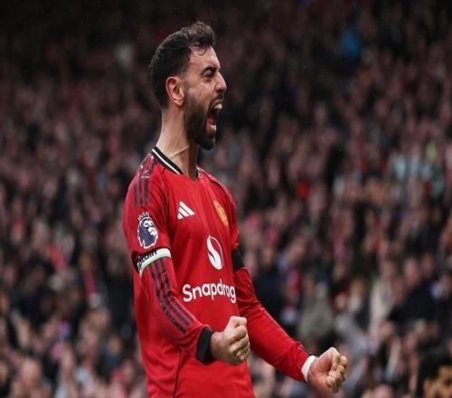 B费独造2球！幸运破门后滑跪庆祝，5轮连造6球，全队疯狂庆祝