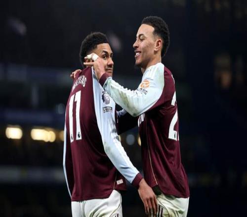 01到21！神奇替补双响，维拉逆转切尔西，11连胜叫板曼城阿森纳