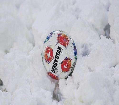 图片报：由于突降大雪，莱比锡对阵圣保利的比赛即将宣布取消
