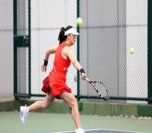 长三角巾帼挥拍竞风流2026上海城市业余联赛女子网球双打赛嘉定开拍