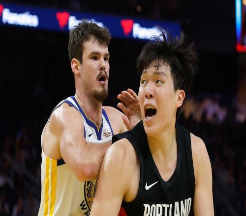 杨瀚森首秀被上课并非坏事！被看低有利于逆袭：姚明是榜样