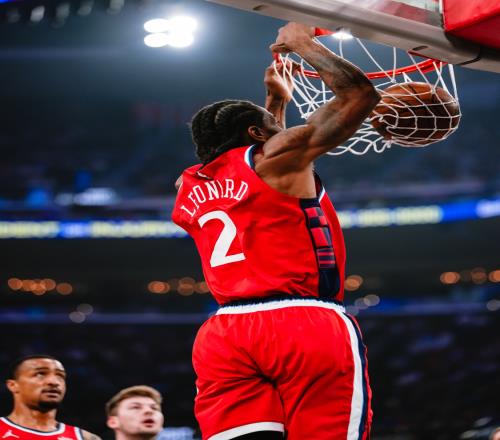 莱纳德45+7快船击退爵士6连胜，哈登20+7安德森22分8板