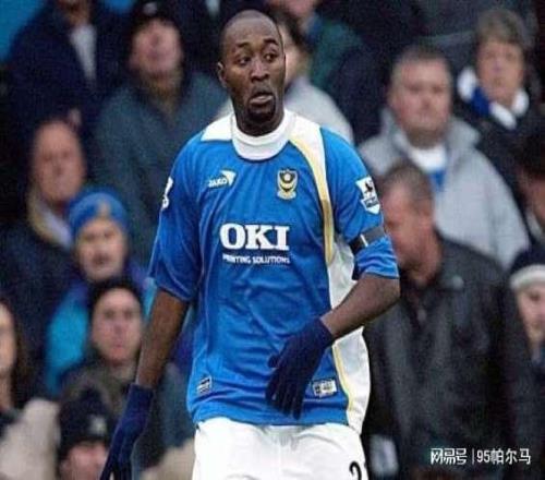 一个只会空翻的前锋27岁五大联赛，28岁亚洲养老，30岁退役