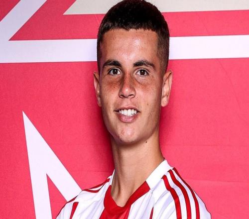 奥林匹亚科斯中场：皇马是世界最强球队之一，为我们感到自豪