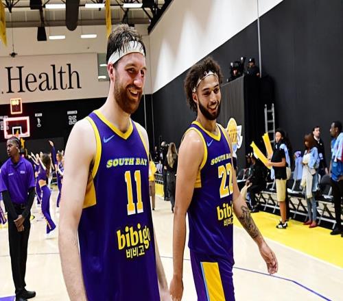 惨败中为数不多的亮点！湖人二队还有一个潜在的3D锋线球员