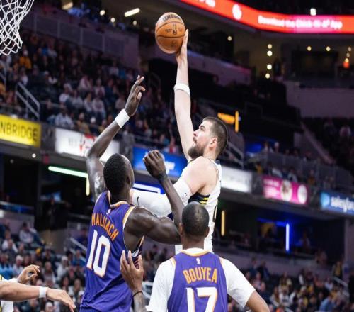 扎心！首秀8分+伤停一个月，2换5大交易，步行者亏到姥姥家