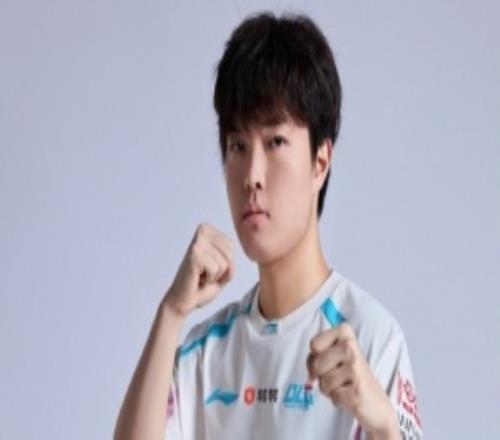 官方发布2026BLG定妆照：Bin双眼皮非常喜感，Viper身着BLG队服