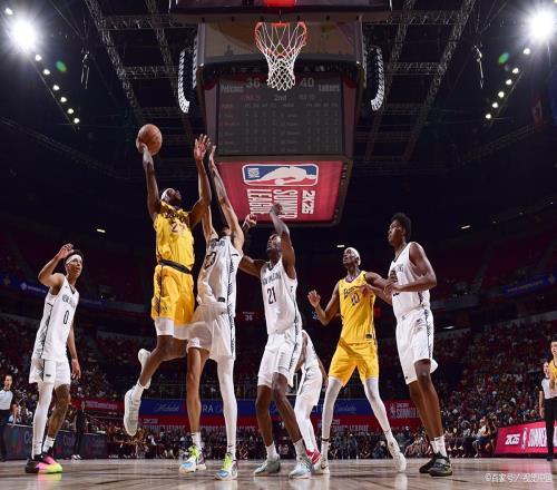 巨人游戏：NBA规则因谁而改论超级巨星对篮球法则的塑造