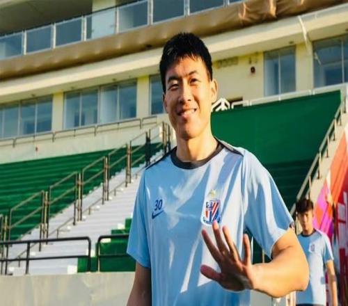 杨帅不踢亚冠，蒋圣龙在养伤申花晋级得拿6分拉唐熟悉J联赛球队