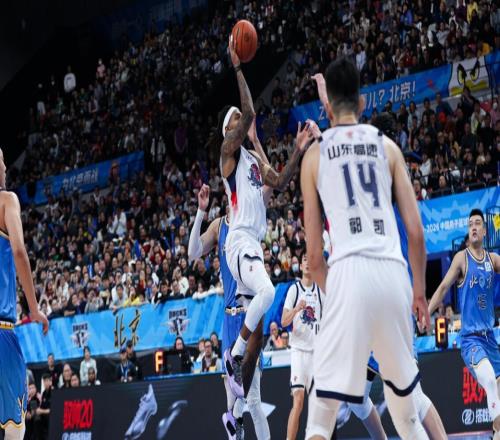 遭山东绝杀北京输在哪许利民甩锅赵睿，京迷怒批陈盈骏：没脑子